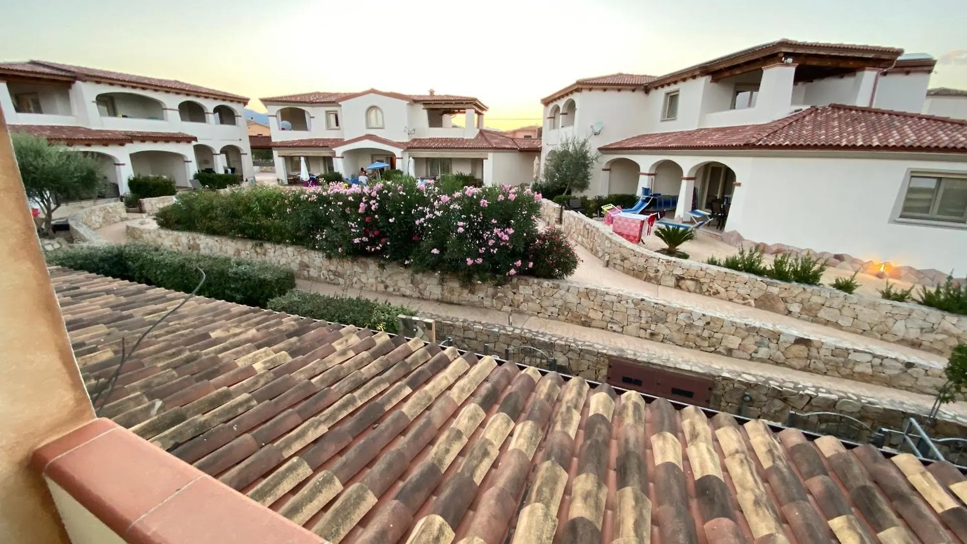Contacten van Appartamento Estate